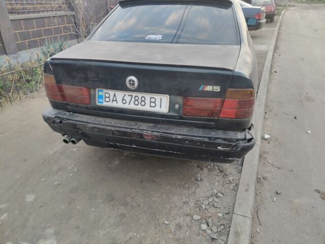 Зеленый БМВ 5 Серия, объемом двигателя 3.4 л и пробегом 2 тыс. км за 1000 $, фото 4 на Automoto.ua