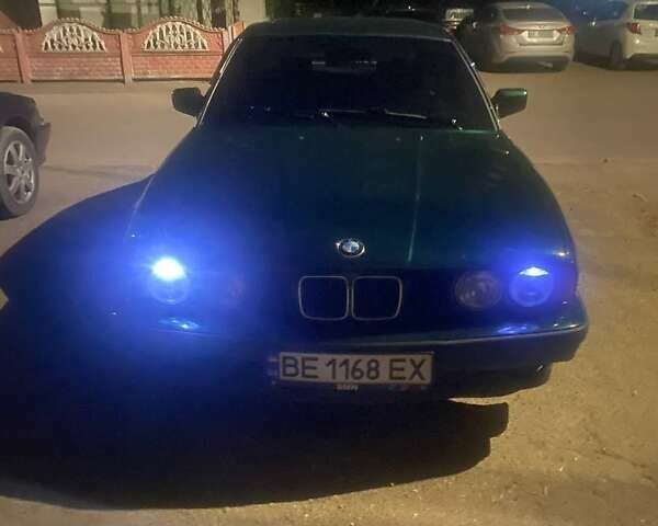 Зеленый БМВ 5 Серия, объемом двигателя 2 л и пробегом 260 тыс. км за 3800 $, фото 4 на Automoto.ua