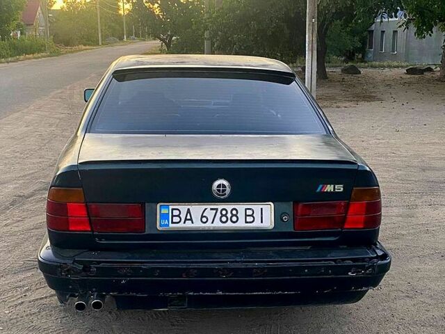 Зелений БМВ 5 Серія, об'ємом двигуна 3.4 л та пробігом 240 тис. км за 2300 $, фото 2 на Automoto.ua
