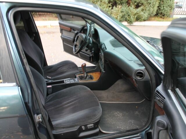 Зелений БМВ 5 Серія, об'ємом двигуна 2.5 л та пробігом 200 тис. км за 3500 $, фото 16 на Automoto.ua