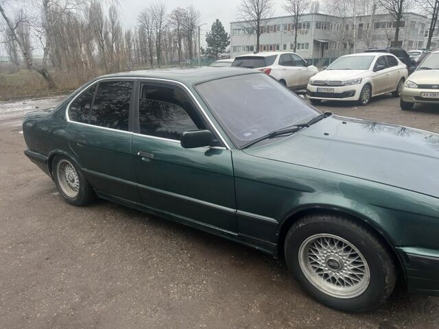 Зеленый БМВ 5 Серия, объемом двигателя 2.4 л и пробегом 276 тыс. км за 2500 $, фото 5 на Automoto.ua