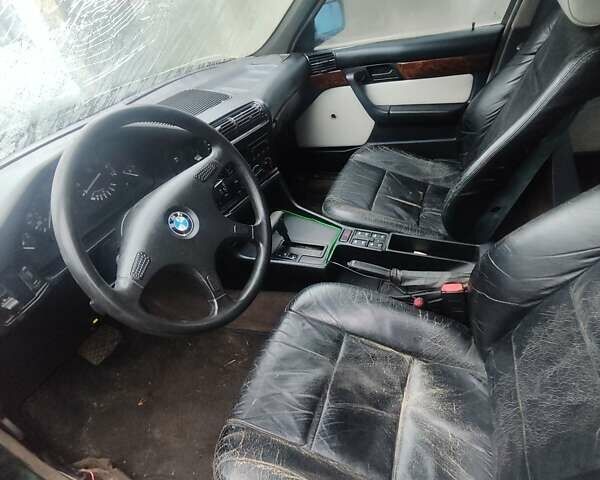 Зелений БМВ 5 Серія, об'ємом двигуна 3.4 л та пробігом 400 тис. км за 1500 $, фото 6 на Automoto.ua