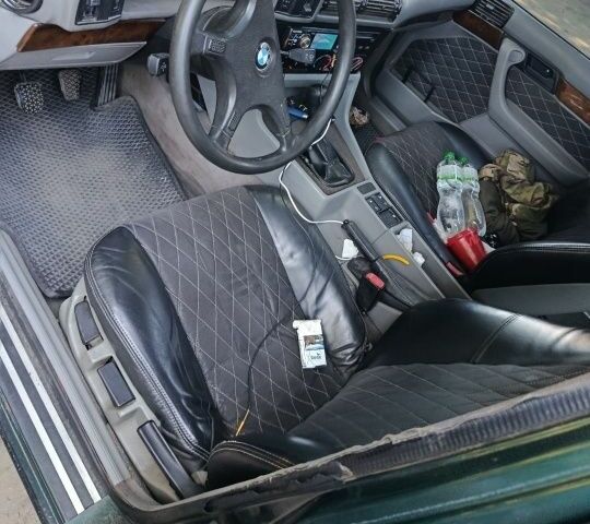 Зелений БМВ 5 Серія, об'ємом двигуна 2.5 л та пробігом 100 тис. км за 2100 $, фото 4 на Automoto.ua