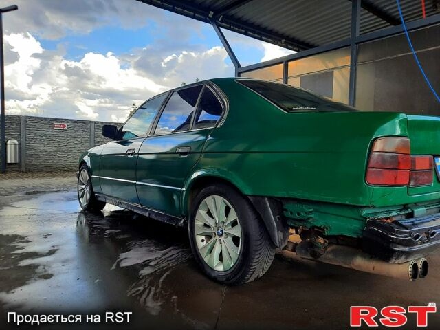 Зеленый БМВ 5 Серия, объемом двигателя 2.5 л и пробегом 545 тыс. км за 1550 $, фото 8 на Automoto.ua