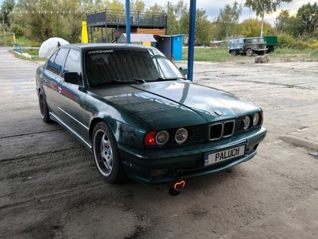 Зеленый БМВ 5 Серия, объемом двигателя 2 л и пробегом 450 тыс. км за 3000 $, фото 1 на Automoto.ua