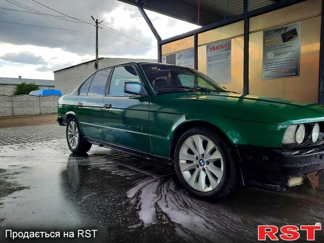 Зеленый БМВ 5 Серия, объемом двигателя 2.5 л и пробегом 545 тыс. км за 1550 $, фото 1 на Automoto.ua