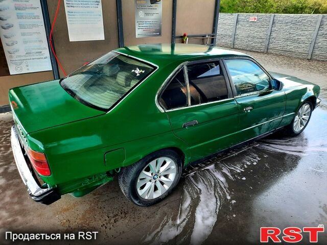 Зеленый БМВ 5 Серия, объемом двигателя 2.5 л и пробегом 545 тыс. км за 1550 $, фото 6 на Automoto.ua