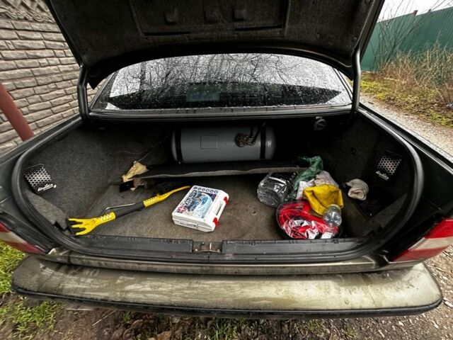 Зеленый БМВ 5 Серия, объемом двигателя 2.5 л и пробегом 300 тыс. км за 2500 $, фото 9 на Automoto.ua