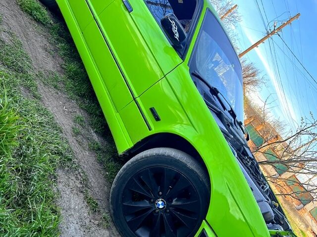 Зеленый БМВ 5 Серия, объемом двигателя 2.5 л и пробегом 530 тыс. км за 2700 $, фото 2 на Automoto.ua