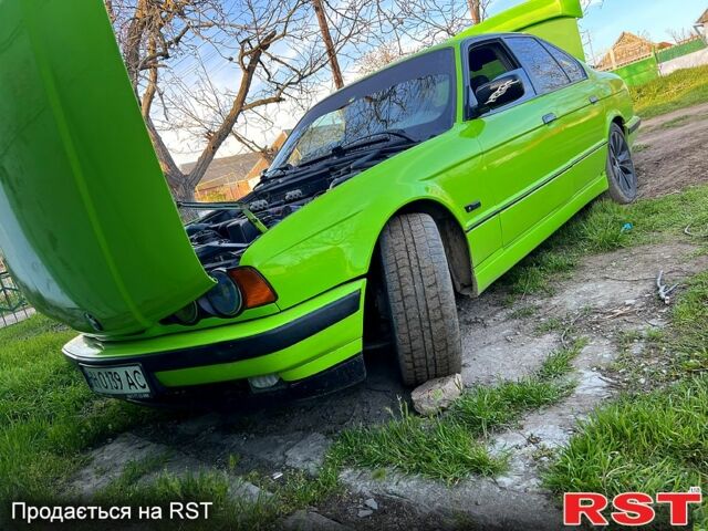 Зеленый БМВ 5 Серия, объемом двигателя 2.5 л и пробегом 530 тыс. км за 2700 $, фото 1 на Automoto.ua