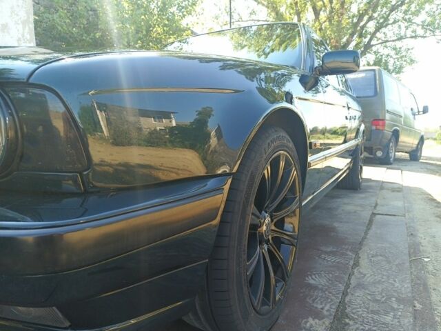 Зеленый БМВ 5 Серия, объемом двигателя 2 л и пробегом 500 тыс. км за 4500 $, фото 5 на Automoto.ua