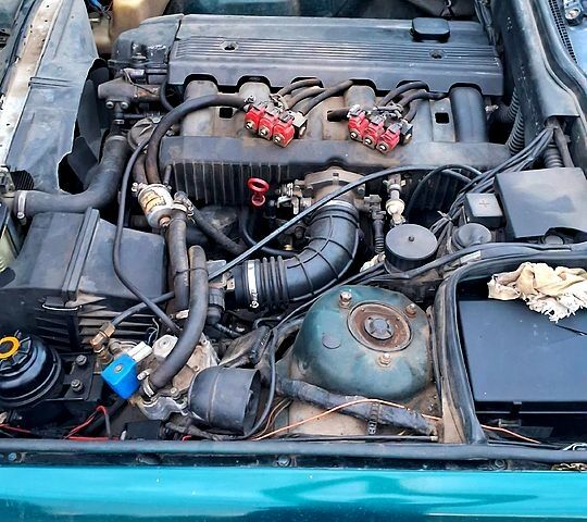 Зеленый БМВ 5 Серия, объемом двигателя 2 л и пробегом 350 тыс. км за 2500 $, фото 6 на Automoto.ua