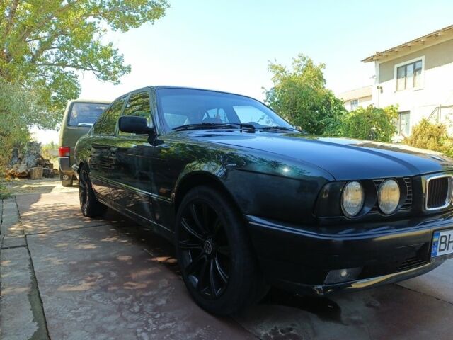 Зеленый БМВ 5 Серия, объемом двигателя 2 л и пробегом 500 тыс. км за 4500 $, фото 7 на Automoto.ua