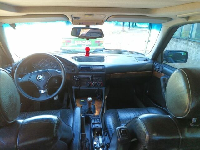 Зеленый БМВ 5 Серия, объемом двигателя 2 л и пробегом 500 тыс. км за 4500 $, фото 13 на Automoto.ua