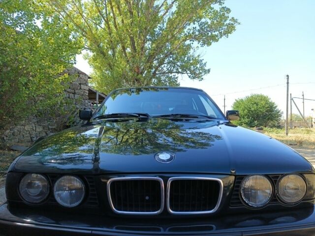 Зеленый БМВ 5 Серия, объемом двигателя 2 л и пробегом 500 тыс. км за 4500 $, фото 9 на Automoto.ua