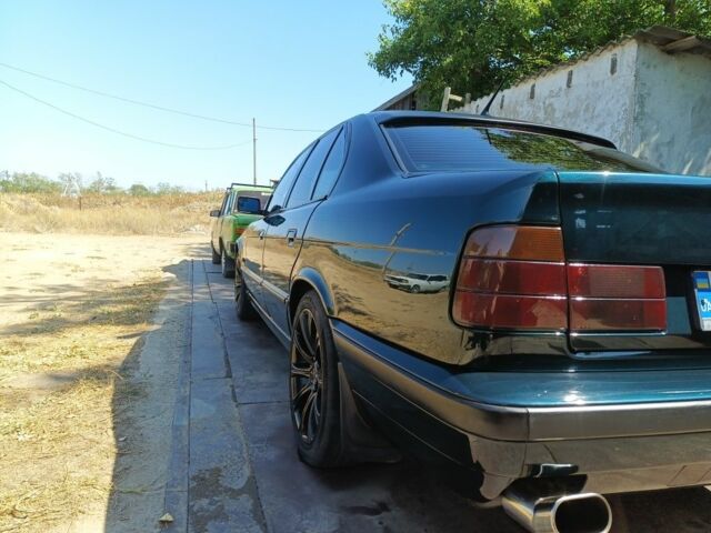 Зеленый БМВ 5 Серия, объемом двигателя 2 л и пробегом 500 тыс. км за 4500 $, фото 10 на Automoto.ua