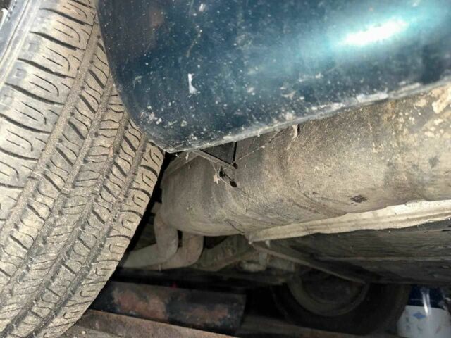 Зеленый БМВ 5 Серия, объемом двигателя 2.5 л и пробегом 250 тыс. км за 1500 $, фото 7 на Automoto.ua