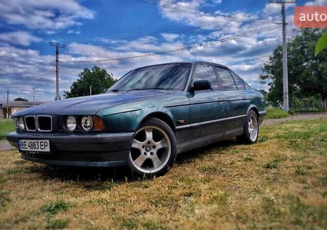 Зеленый БМВ 5 Серия, объемом двигателя 2.5 л и пробегом 500 тыс. км за 3000 $, фото 1 на Automoto.ua