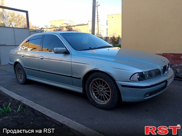 Зеленый БМВ 5 Серия, объемом двигателя 2.4 л и пробегом 318 тыс. км за 4200 $, фото 2 на Automoto.ua