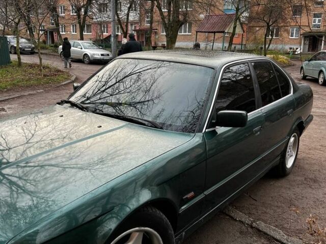 Зеленый БМВ 5 Серия, объемом двигателя 2 л и пробегом 3 тыс. км за 1950 $, фото 4 на Automoto.ua