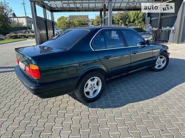 Зеленый БМВ 5 Серия, объемом двигателя 1.99 л и пробегом 200 тыс. км за 2900 $, фото 2 на Automoto.ua