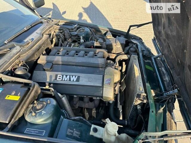 Зеленый БМВ 5 Серия, объемом двигателя 1.99 л и пробегом 200 тыс. км за 2900 $, фото 57 на Automoto.ua