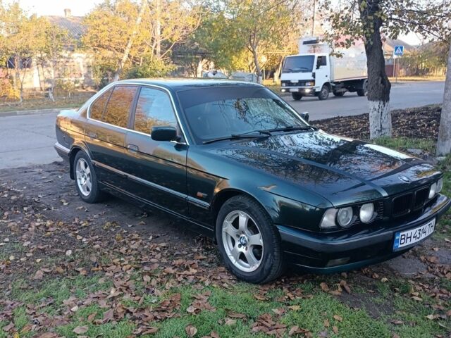 Зелений БМВ 5 Серія, об'ємом двигуна 2 л та пробігом 230 тис. км за 2600 $, фото 3 на Automoto.ua