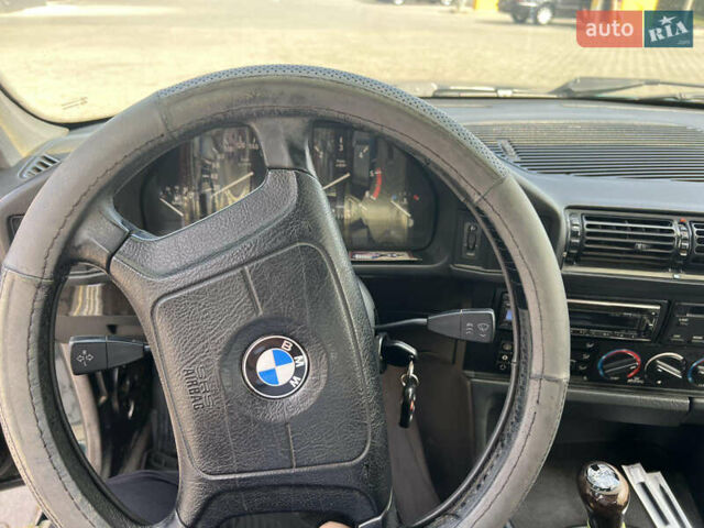 БМВ 5 Серия 1995 в Черновцах на Automoto.ua Зеленый БМВ 5 Серия, объемом двигателя 2.5 л и пробегом 344 тыс. км за 3500 $, фото 10 на Automoto.ua