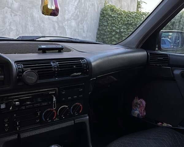 Зелений БМВ 5 Серія, об'ємом двигуна 2 л та пробігом 300 тис. км за 3500 $, фото 3 на Automoto.ua