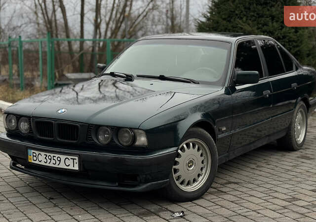 Зеленый БМВ 5 Серия, объемом двигателя 2.5 л и пробегом 467 тыс. км за 3900 $, фото 1 на Automoto.ua