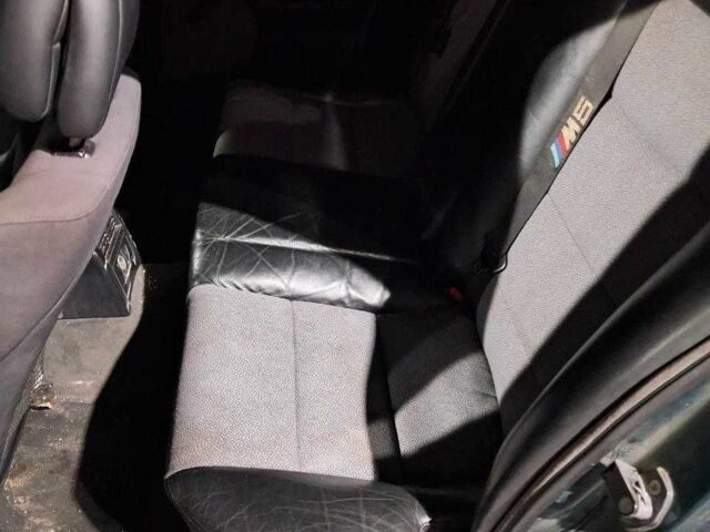 Зелений БМВ 5 Серія, об'ємом двигуна 2.5 л та пробігом 400 тис. км за 2500 $, фото 5 на Automoto.ua