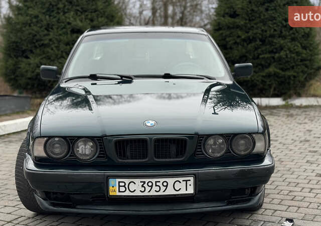 Зеленый БМВ 5 Серия, объемом двигателя 2.5 л и пробегом 467 тыс. км за 3900 $, фото 4 на Automoto.ua