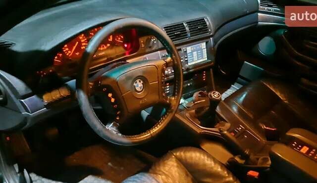 Зеленый БМВ 5 Серия, объемом двигателя 1.99 л и пробегом 355 тыс. км за 4650 $, фото 19 на Automoto.ua