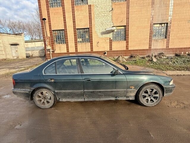 Зеленый БМВ 5 Серия, объемом двигателя 2.5 л и пробегом 260 тыс. км за 2500 $, фото 4 на Automoto.ua