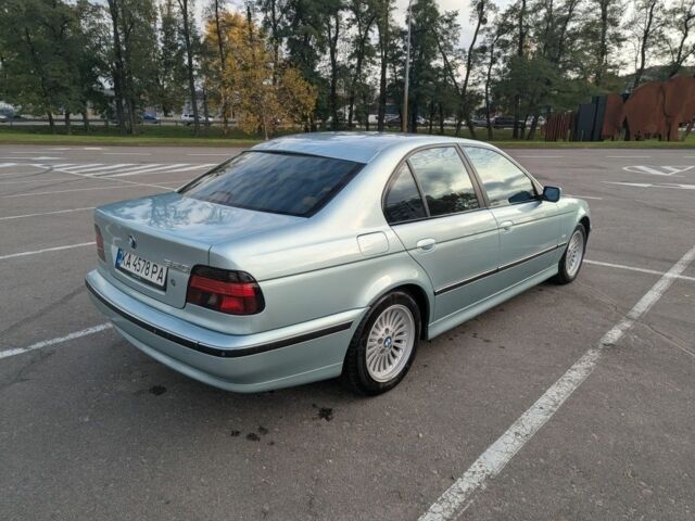 Зеленый БМВ 5 Серия, объемом двигателя 2 л и пробегом 330 тыс. км за 4800 $, фото 12 на Automoto.ua