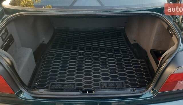 Зеленый БМВ 5 Серия, объемом двигателя 1.99 л и пробегом 355 тыс. км за 4650 $, фото 10 на Automoto.ua