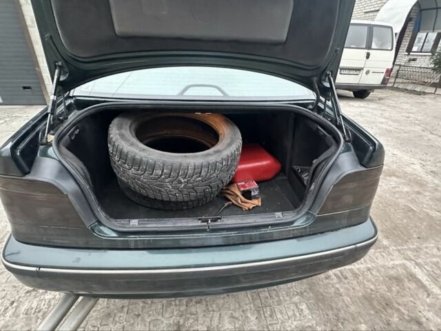 Зеленый БМВ 5 Серия, объемом двигателя 2.8 л и пробегом 300 тыс. км за 4600 $, фото 8 на Automoto.ua