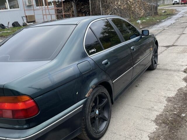 Зеленый БМВ 5 Серия, объемом двигателя 2.5 л и пробегом 450 тыс. км за 4000 $, фото 6 на Automoto.ua