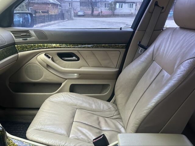 Зеленый БМВ 5 Серия, объемом двигателя 2.8 л и пробегом 300 тыс. км за 4600 $, фото 10 на Automoto.ua