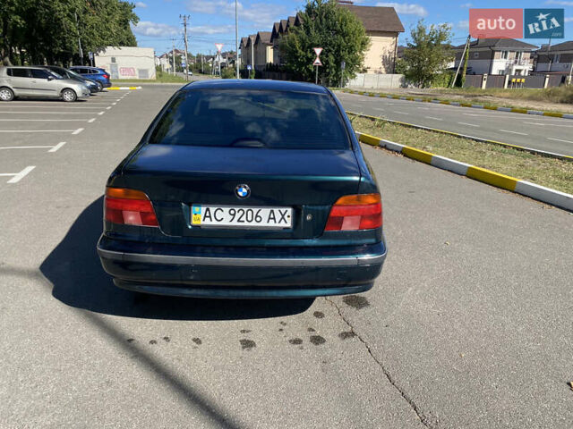 Зеленый БМВ 5 Серия, объемом двигателя 2.8 л и пробегом 320 тыс. км за 2900 $, фото 4 на Automoto.ua