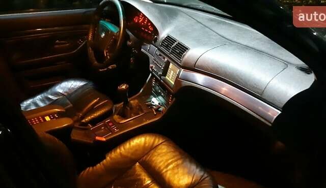 Зеленый БМВ 5 Серия, объемом двигателя 1.99 л и пробегом 355 тыс. км за 4650 $, фото 17 на Automoto.ua