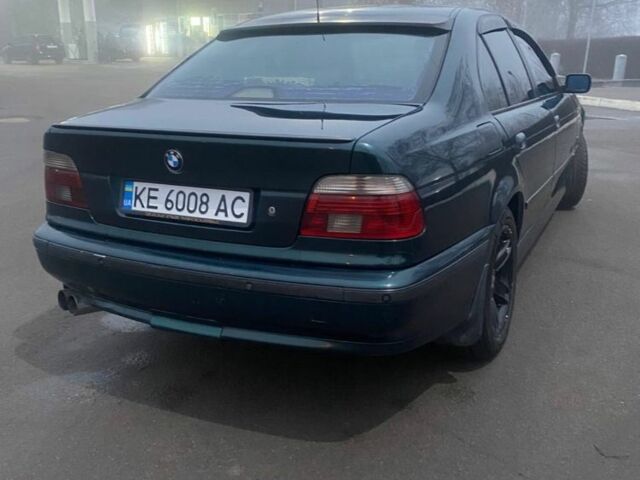 Зеленый БМВ 5 Серия, объемом двигателя 2 л и пробегом 380 тыс. км за 4500 $, фото 4 на Automoto.ua