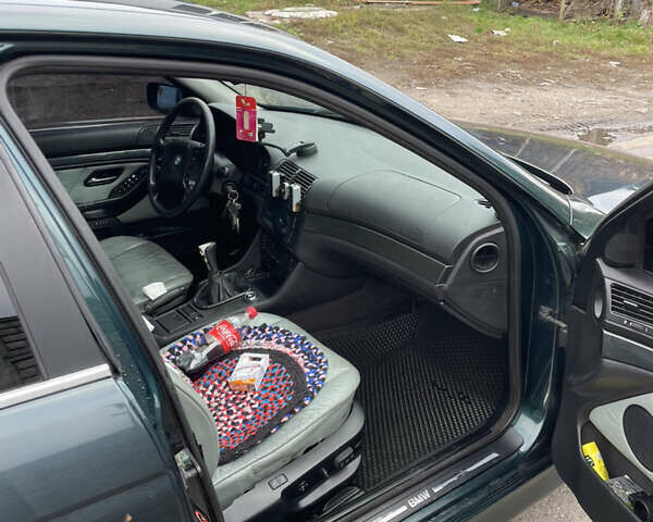 Зеленый БМВ 5 Серия, объемом двигателя 2.5 л и пробегом 450 тыс. км за 3899 $, фото 7 на Automoto.ua