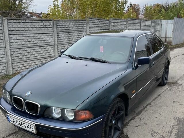 Зеленый БМВ 5 Серия, объемом двигателя 2.5 л и пробегом 450 тыс. км за 4000 $, фото 1 на Automoto.ua