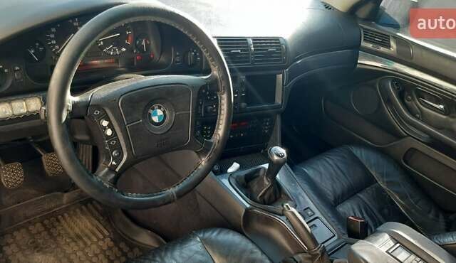 Зеленый БМВ 5 Серия, объемом двигателя 1.99 л и пробегом 355 тыс. км за 4650 $, фото 4 на Automoto.ua