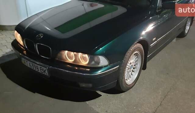 Зеленый БМВ 5 Серия, объемом двигателя 1.99 л и пробегом 355 тыс. км за 4650 $, фото 13 на Automoto.ua