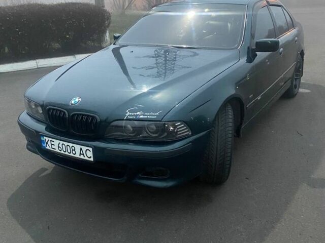 Зеленый БМВ 5 Серия, объемом двигателя 2 л и пробегом 380 тыс. км за 4500 $, фото 1 на Automoto.ua