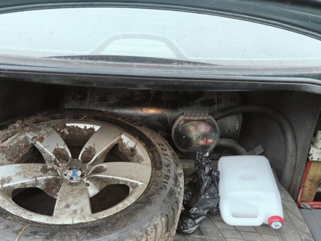 Зелений БМВ 5 Серія, об'ємом двигуна 2.8 л та пробігом 100 тис. км за 2000 $, фото 2 на Automoto.ua