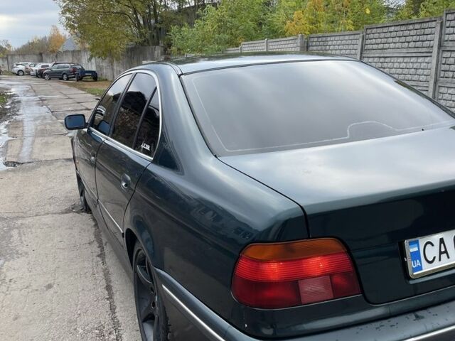 Зеленый БМВ 5 Серия, объемом двигателя 2.5 л и пробегом 450 тыс. км за 4000 $, фото 5 на Automoto.ua