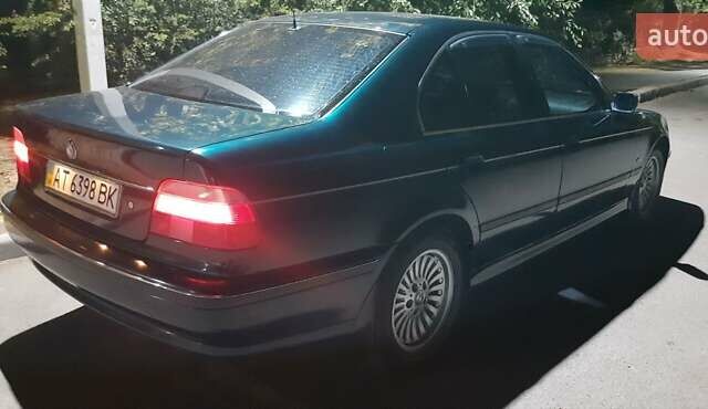 Зеленый БМВ 5 Серия, объемом двигателя 1.99 л и пробегом 355 тыс. км за 4650 $, фото 18 на Automoto.ua